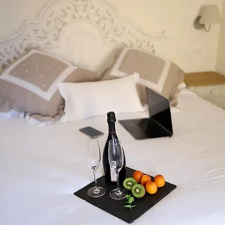 Frühstückspension Casa Madeo 3*