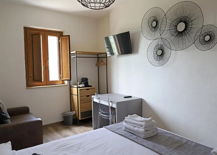 Casa Madeo 住宿加早餐酒店 San Demetrio Corone