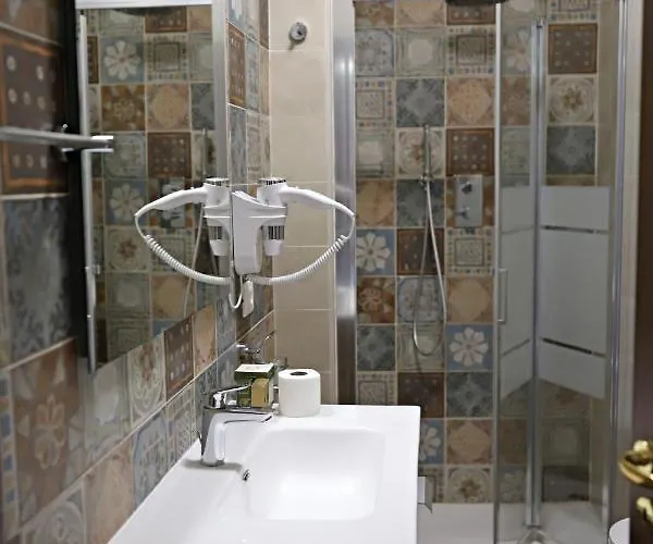 Casa Madeo 住宿加早餐酒店 3*